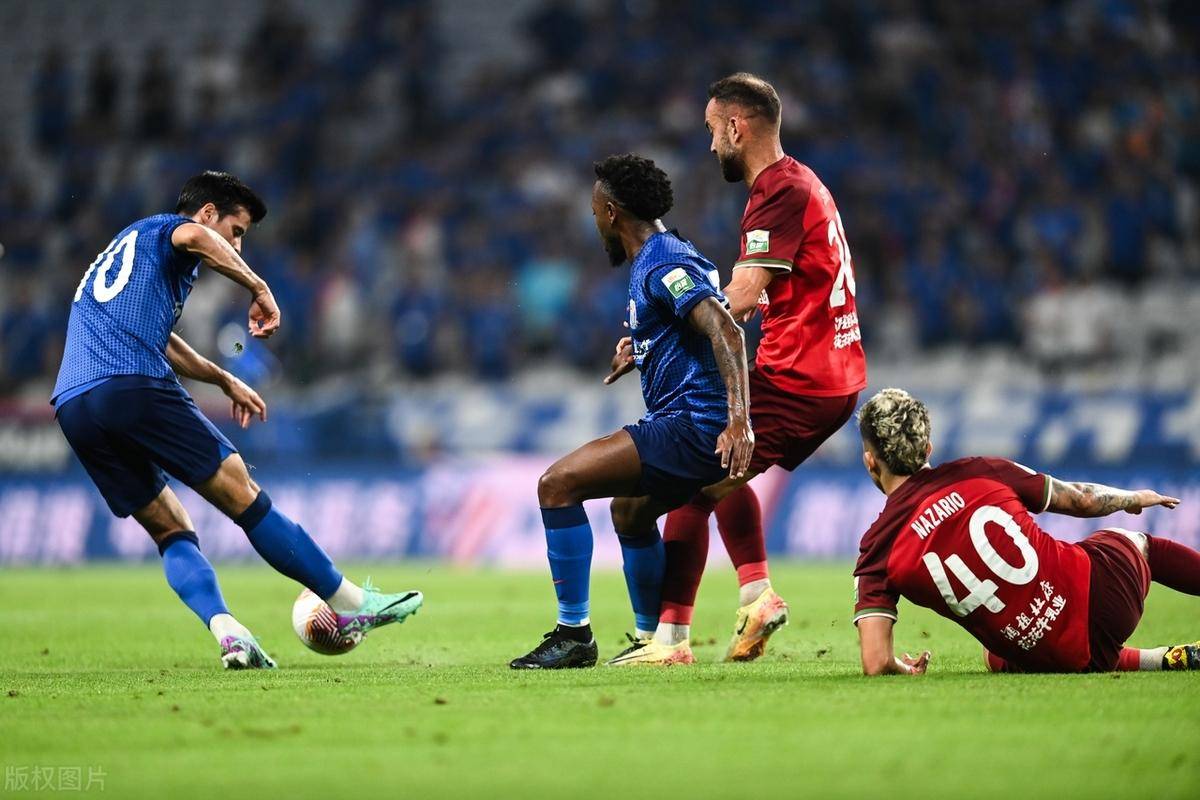 关于申花战上海申鑫,千钧一发之际双方实力对拼的信息 关于申花战上海申鑫,千钧一发之际双方实力对拼的信息