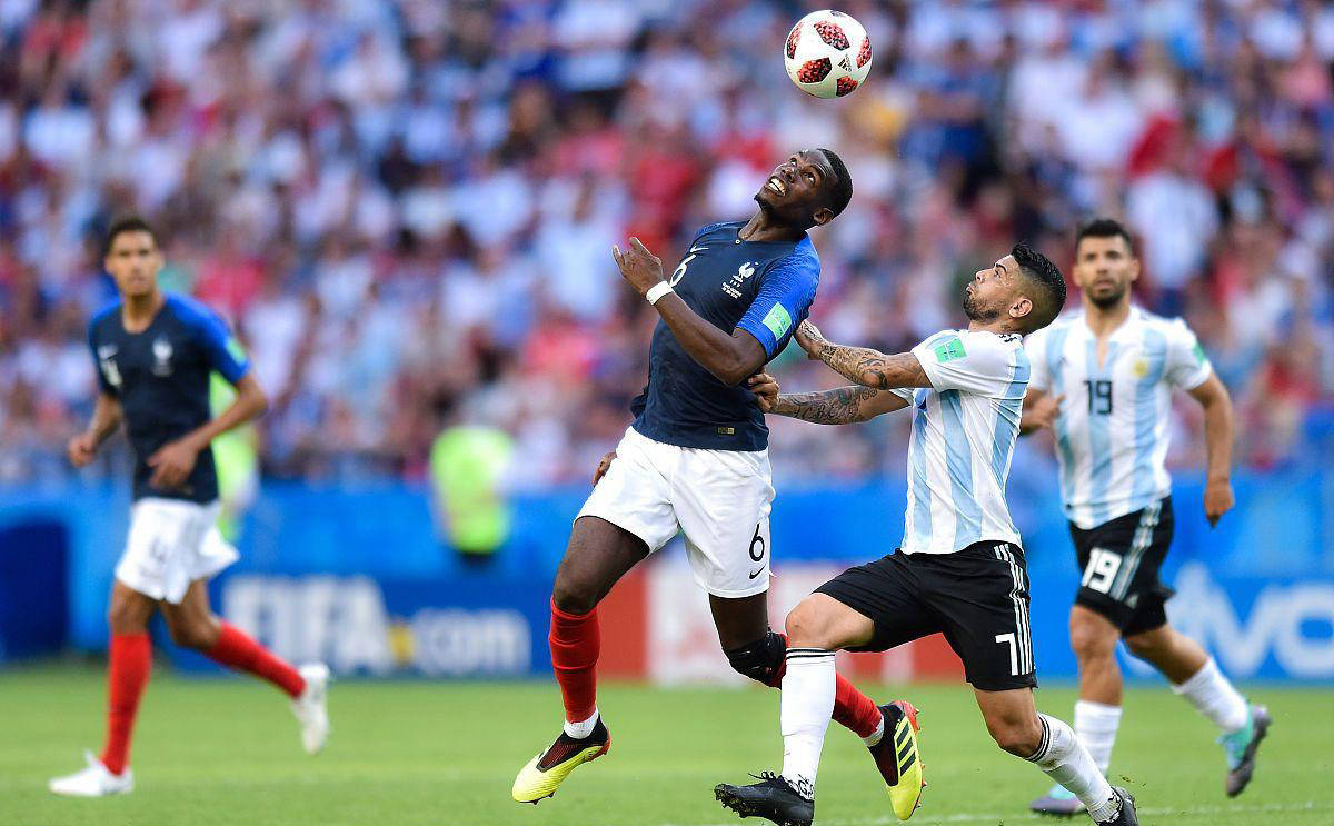 包含摩纳哥客场惨遭圣埃蒂安逆转，积分遭受打击的词条