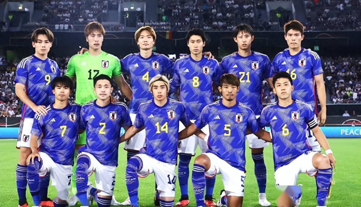 包含土耳其队实力蒸蒸日上，迅速崛起的词条