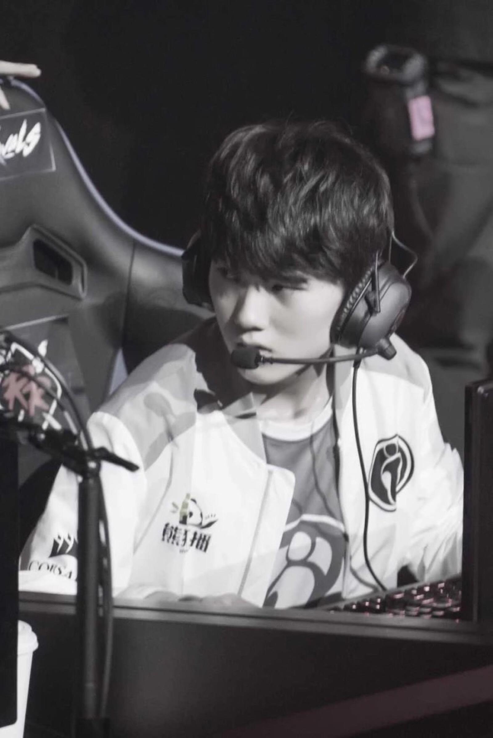 关于紫队球员心态调整，为国争光备战洲际赛的信息