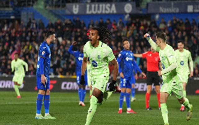 包含巴萨后防实力雄厚，成功守住进球的词条