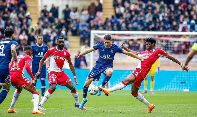 爱游戏在线-关于里尔主场大胜兰斯，继续保持不败纪录的信息