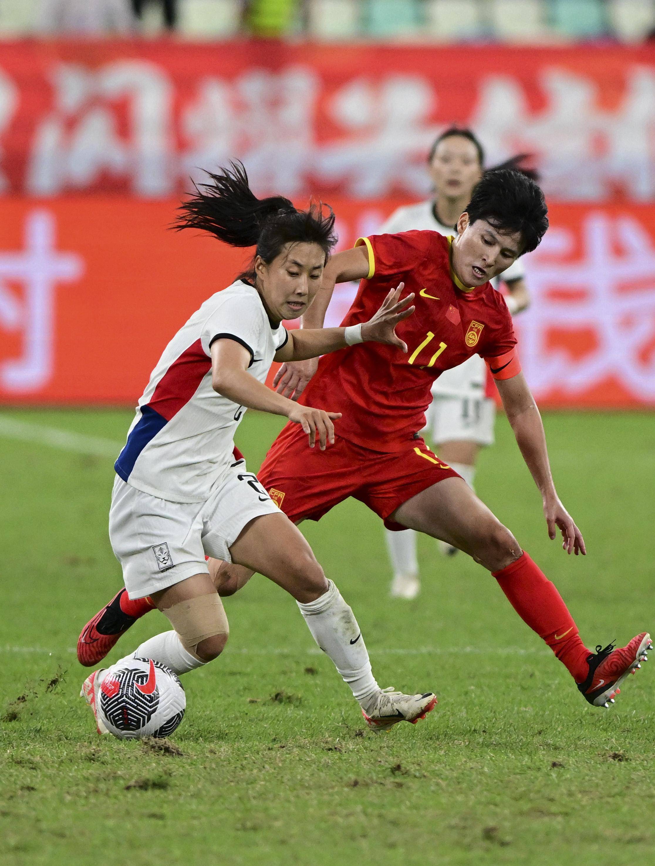 爱游戏官网-中国女子足球队在比赛中展现出色实力并获胜