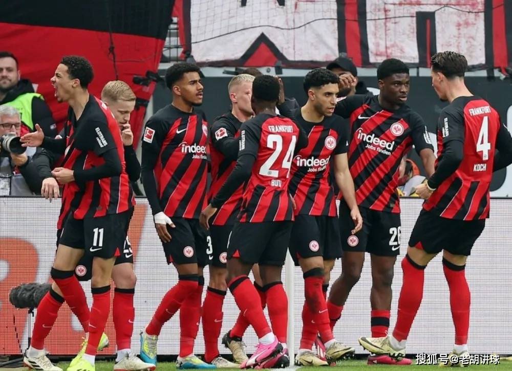 爱游戏APP-弗赖堡在主场占优势，轻松打败对手