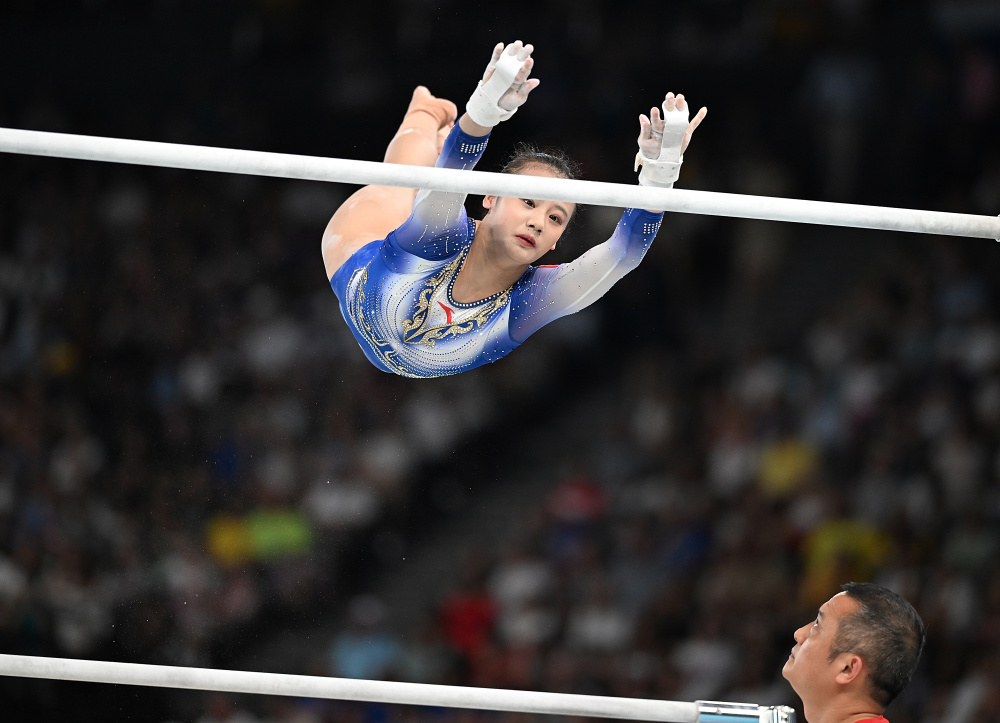 东欧选手惊艳亮相夺得体操全能冠军