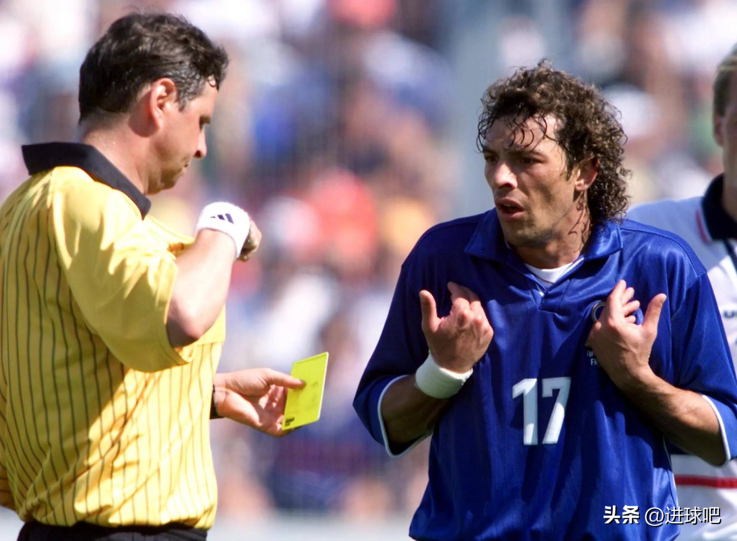 包含世界杯女足赛场争夺激烈,意大利队晋级半决赛的词条 包含世界杯女足赛场争夺激烈,意大利队晋级半决赛的词条