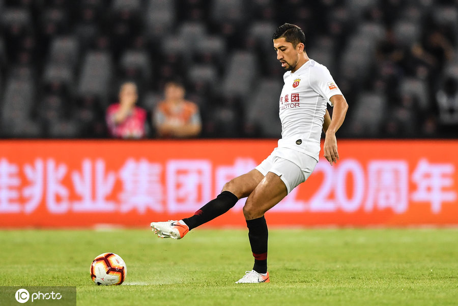 包含深圳佳兆业客场胜负战终结，积分稳定的词条