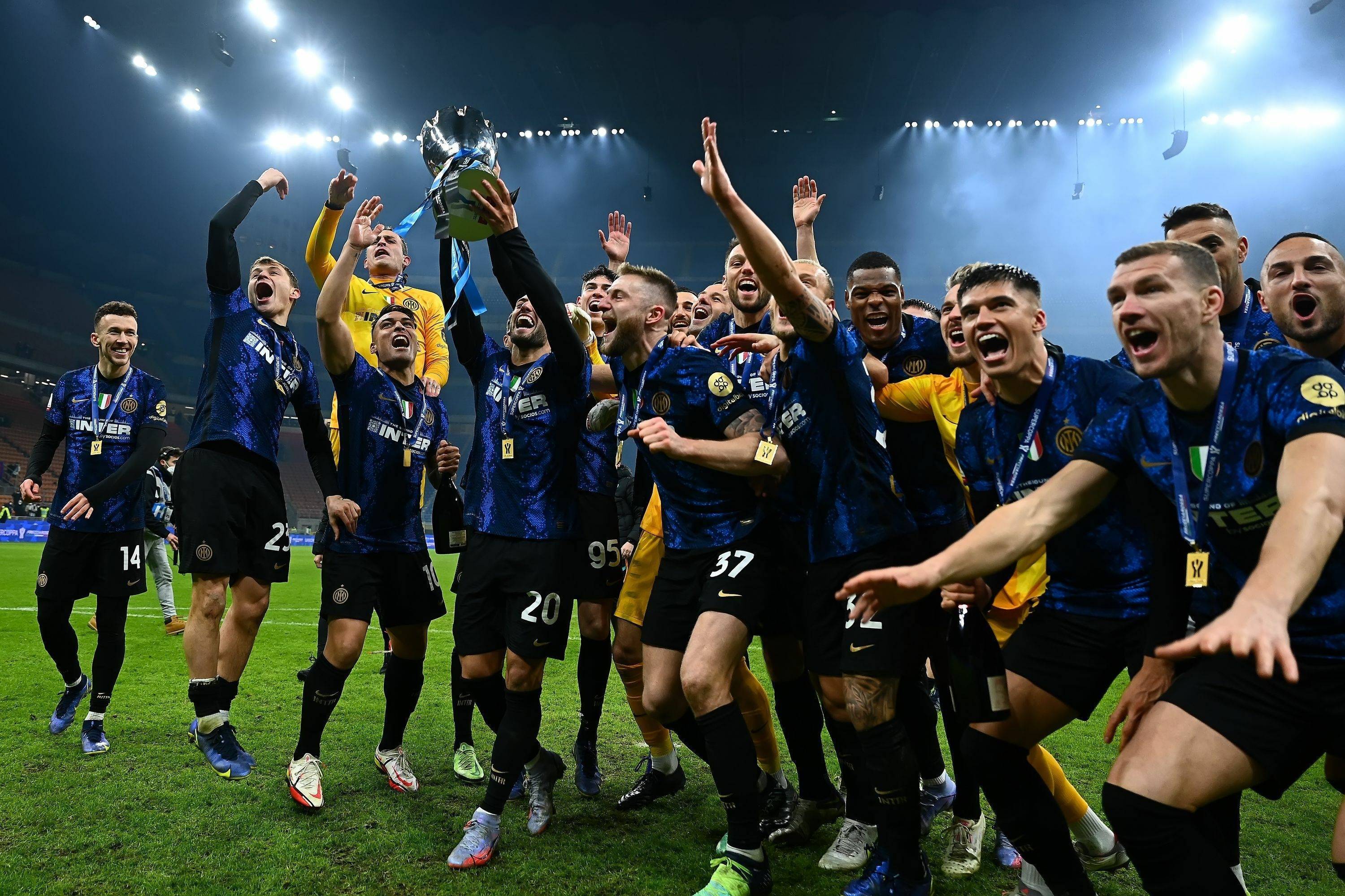 关于国际米兰客场小胜,继续领跑积分榜的信息 关于国际米兰客场小胜,继续领跑积分榜的信息