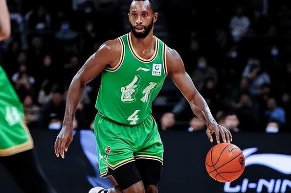 爱游戏入口-热那亚球员表现不佳遭批评，求变寻求突破的简单介绍