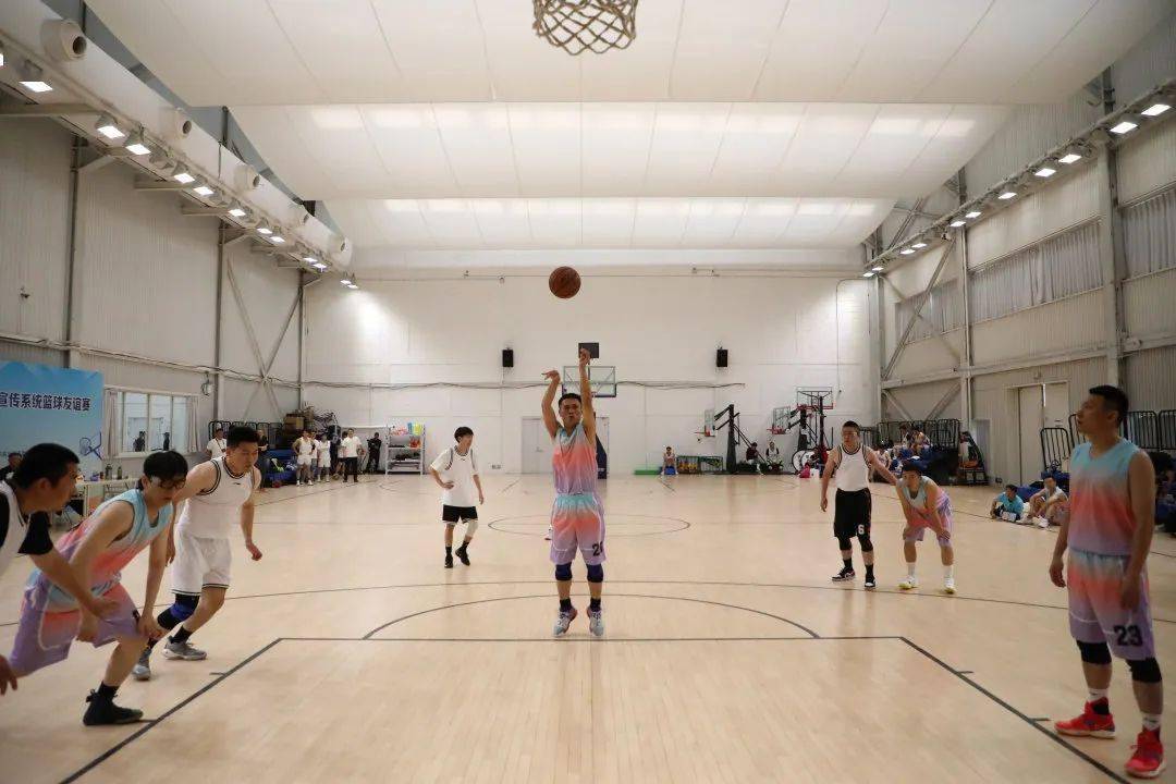 爱游戏下载-关于瑞士篮球职业赛事恢复热身赛备战迎接硬仗挑战的信息