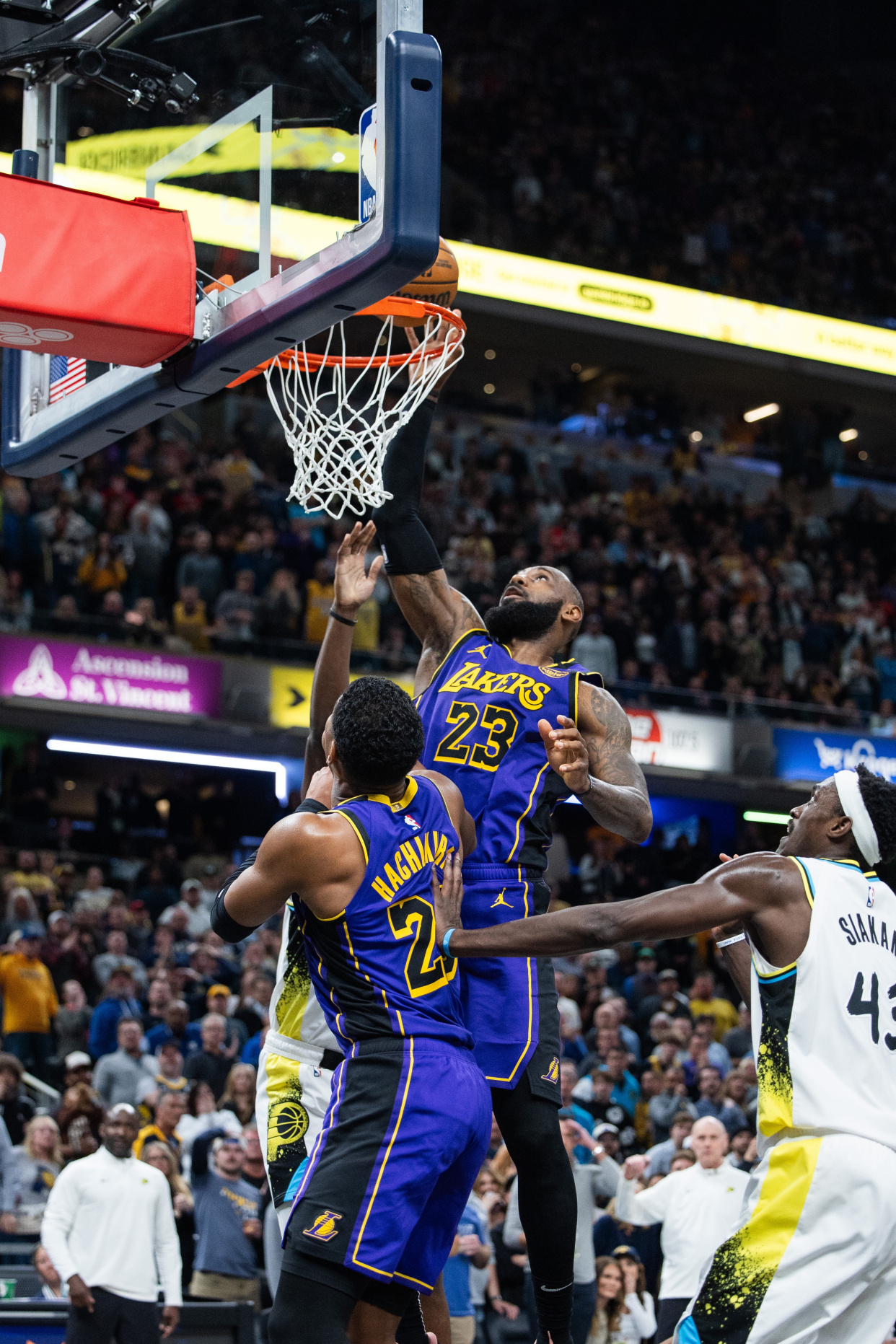 包含奥运会焦点战:巴萨vs詹姆斯,绝杀引发表现神勇的词条 包含奥运会焦点战:巴萨vs詹姆斯,绝杀引发表现神勇的词条