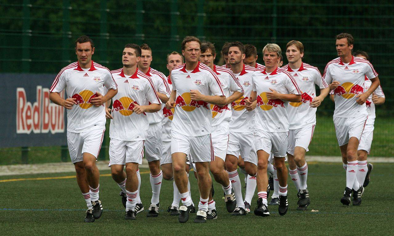 关于柏林赫塔主教练备战英超冲刺的信息 关于柏林赫塔主教练备战英超冲刺的信息