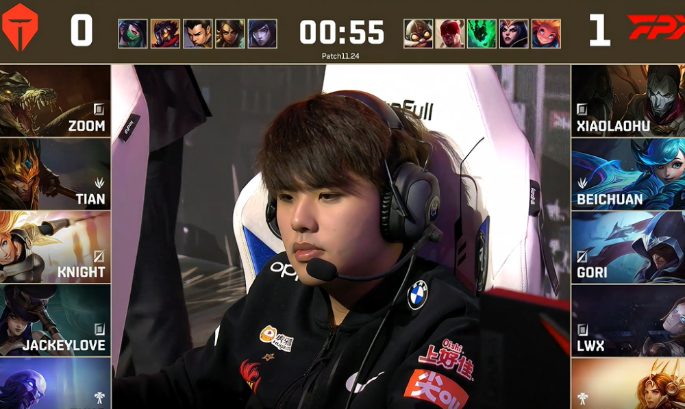 FPX险胜FLY,Knight团战一打五全球总决赛2:0(深圳) FPX险胜FLY,Knight团战一打五全球总决赛2:0(深圳)