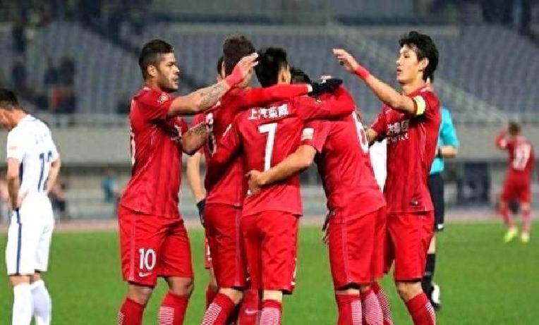 爱游戏下载-包含上港客场告捷，争冠步伐渐渐加快的词条