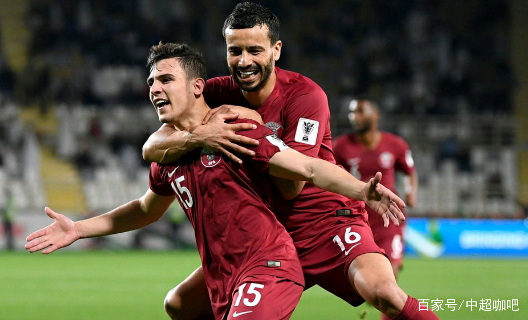 阿贾克斯少年军崭露头角，晋级16强