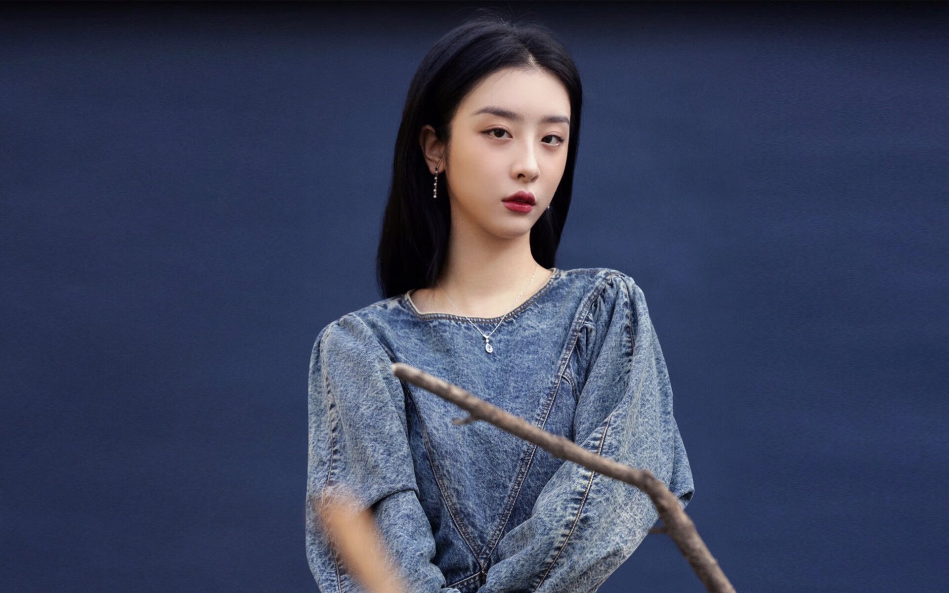 爱游戏官方入口-布克致命一击定乾坤！雷霆压哨绝杀鹈鹕惊险过关