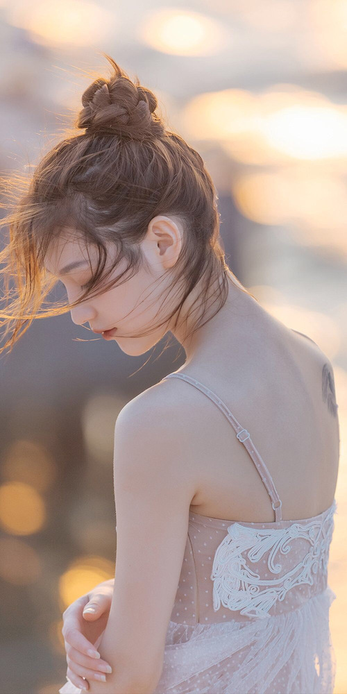 布伦森独揽大局定乾坤，北京男篮力克华盛顿奇才展强势风范