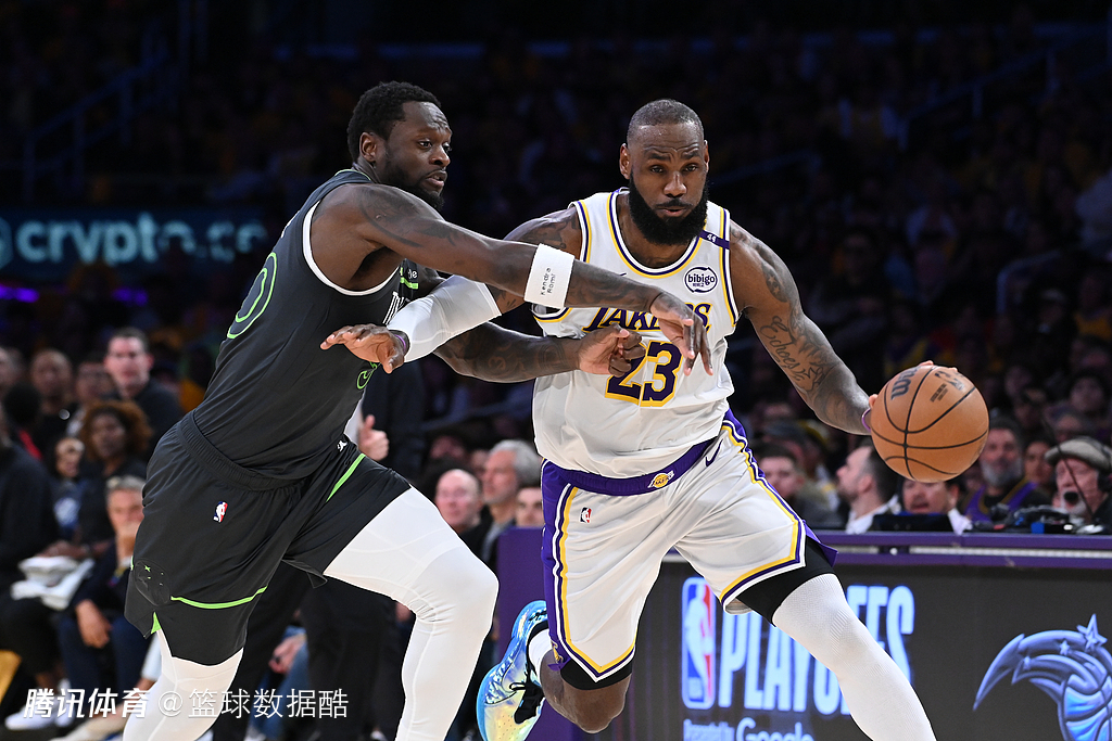 爱游戏大厅-爱德华兹节奏完全掌控，湖人连续得分压制上海队